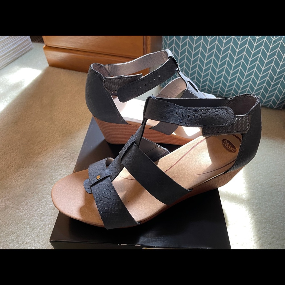 Dr. School’s wedge sandals